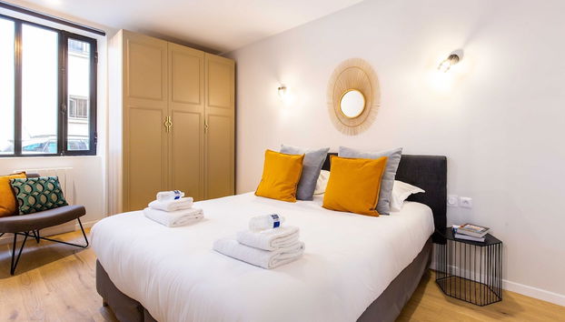 Charming Apartment - 2br/6p - Grands Boulevards - Foto 2, Habitación