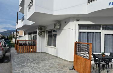 Beach Apartment B - Photo 11