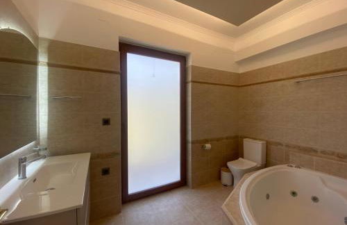 Presidential Sea View - Photo 45