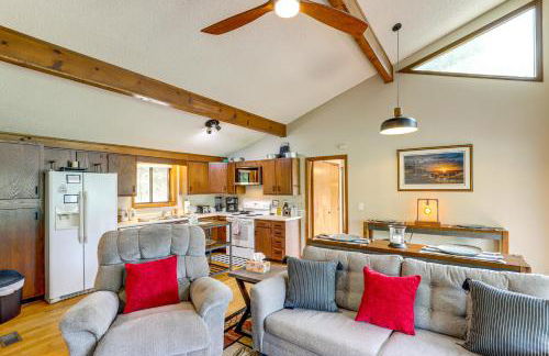 Maggie Valley Mountain Escape with Fireplace and Deck! - Foto 5