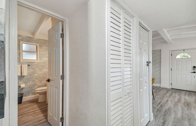 Coastal Bliss 3BR Gem Near MacDill AFB - Foto 18