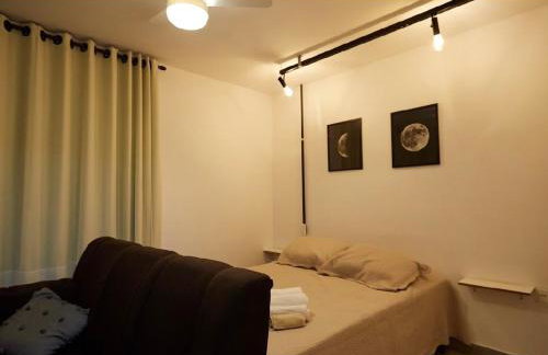 02 - ESTÚDIO NA SAVASSI com Wi-fi, TV, Vaga de garagem, Cozinha completa - Foto 12