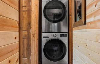 Riverside Oasis with Stunning Views, Cozy Firepit! - Photo 13