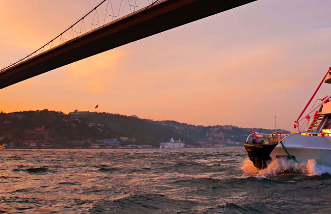 Bosphorus Sunset Luxury Yacht Cruise - Photo 8