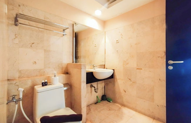 Tranquil Designed 2Br At Braga City Walk Apartment - Foto 9