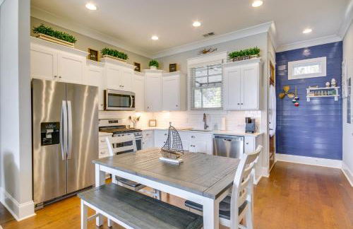 Lake Access and Boat Slip Greenwood Cottage! - Foto 6