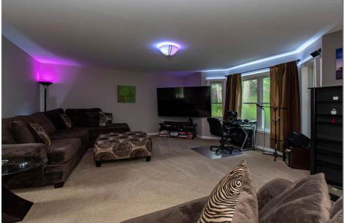 Modern home near Cleveland - Foto 15