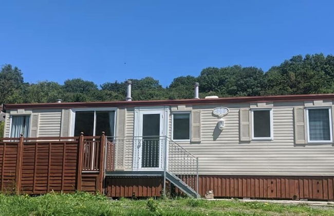 Charming 3-bed Caravan Cymtydu - Foto 22