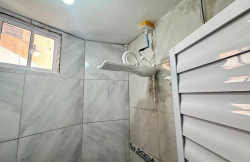 Ap próximo ao Arco com garagem e ar - Foto 11