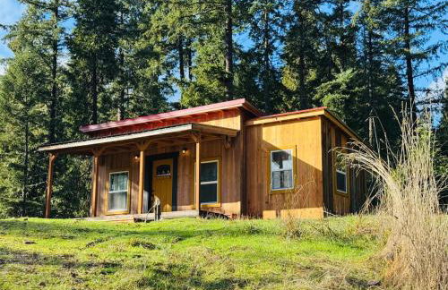 Romantic Cottage with Sauna and Cold Plunge - Foto 1