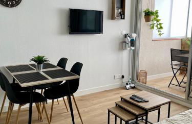 T2 climatisé à 100m de la plage - Foto 2