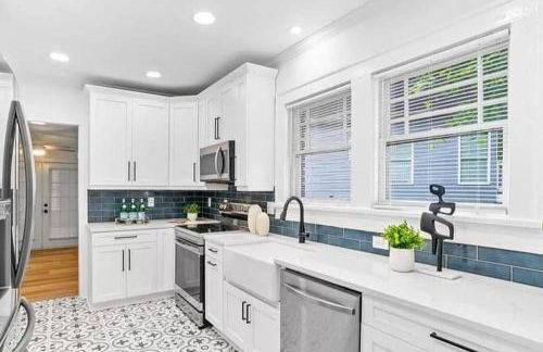 Less than 10 mins from Downtown, early checkin-subject to availability, pool table - Foto 8