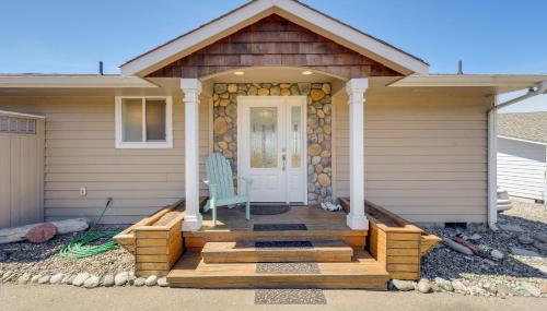 Stunning Home in Coupeville with Deck and Beach Access - Foto 1
