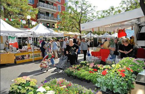 La petite Luciole entre mer et montagne. - Foto 23