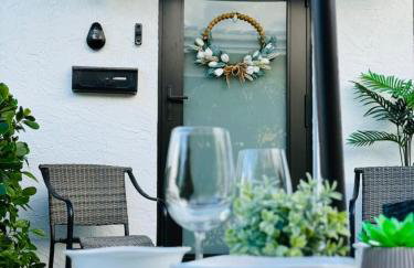 Quiet retreat near Coconut Grove free parking - Photo 40