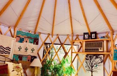 The Yoga Yurta at Sunny Mellow Eco Villa - Foto 16