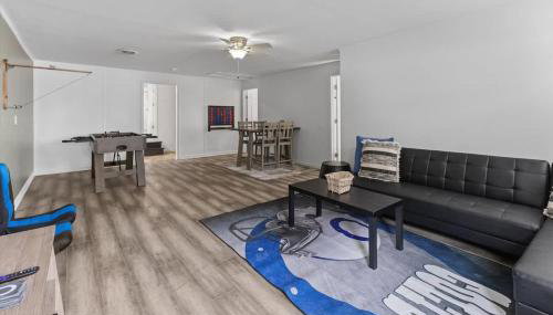 6BR Family Home by Grand Park - Foto 2