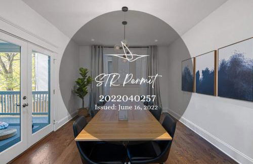 Tranquil East Nashville Zen Retreat with 2 Patios, Garage Parking, Yoga Mats Included, Covered Patio and Deck, Walk to Five Points Dining & Bars, Board Games, 10 Min to Broadway, 24 Hr Hospitality - Foto 48