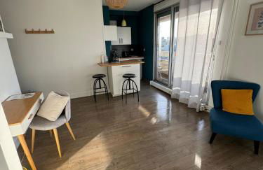 Studio- avec parking- proche Cathedrale - Foto 4