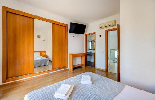 Villa Ruana - 5 bedrooms on Suite- Free out door Hot Jacuzzi - By Bedzy - Foto 12