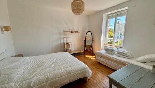 Proche plage, maison de bourg pleine de charme - Foto 5