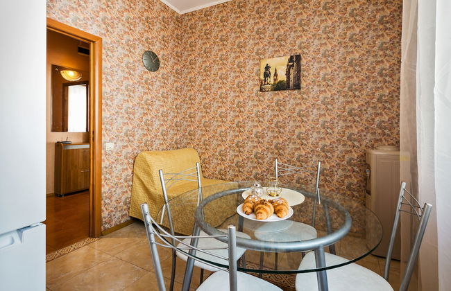 GM Apartment Bolshaya Tatarskaya 30 - Photo 13