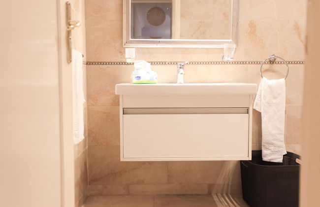 Ivory Petal Bliss 2BR Apt - Foto 46