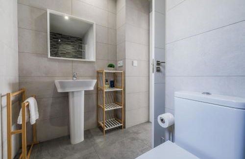 Córdoba Terrace Apartment - Photo 9