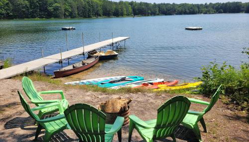 The Cub Hill Chalet - Private Lakefront with Spa! - Foto 3