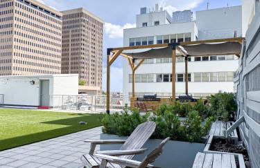 Stylish Downtown High-Rise - 2BD - Foto 23