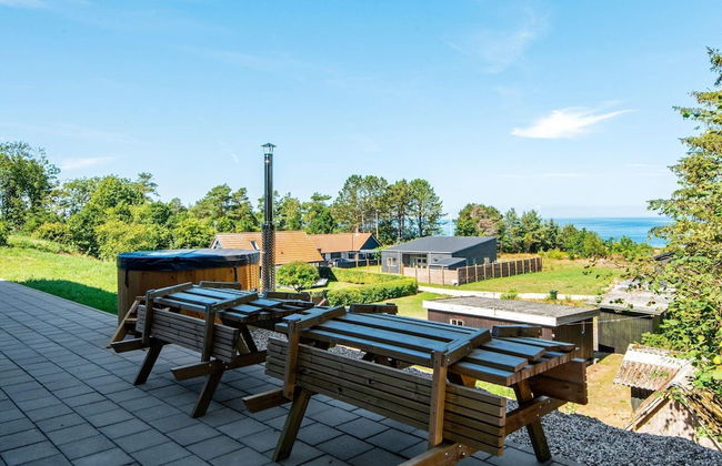 10 Person Holiday Home in Allingabro - Photo 18