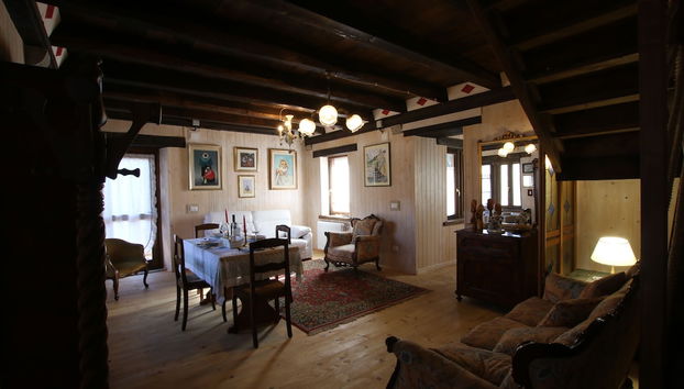 GOLDEN SPUR COTTAGE - Photo 2, Primary image