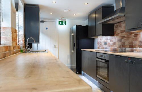 Spacious 5BR, Sleeps 10 Guests in City Centre - Foto 15