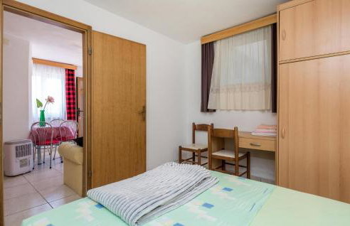 Beautiful Apartment In Punta Kriza - Foto 22