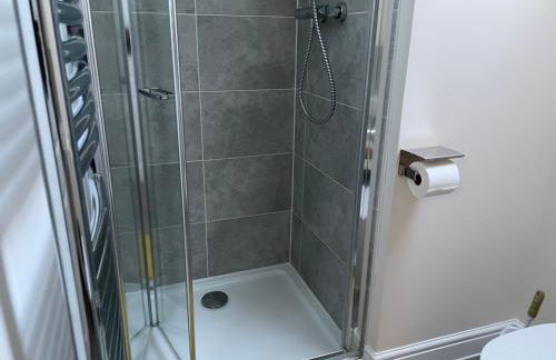 MODERN 4 BEDROOM HOUSE WITH GARDEN & PARKING - Foto 51