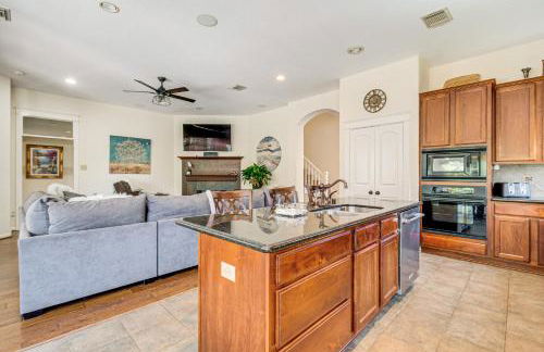 Near Cynthia Woods Mitchell Pavilion Family Home! - Photo 8