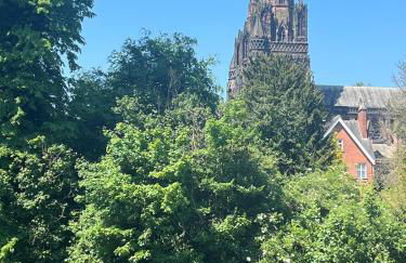 Modern Flat in central Lichfield & secure parking - Foto 3