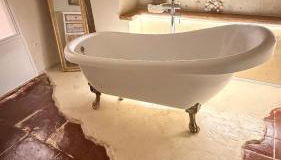 Forest View, ganzes Haus 100qm, 2 Schlafzimmer, 2 Bäder, Badewanne, Garten & Terrasse - Foto 4