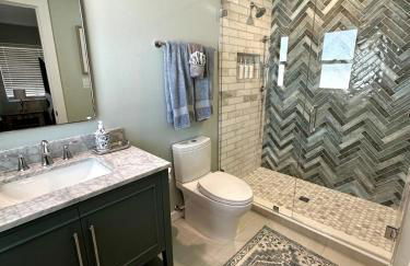 Blue Heron House, Private 4 BR Waterfront w Heated Pool and Fire Pit - Foto 3