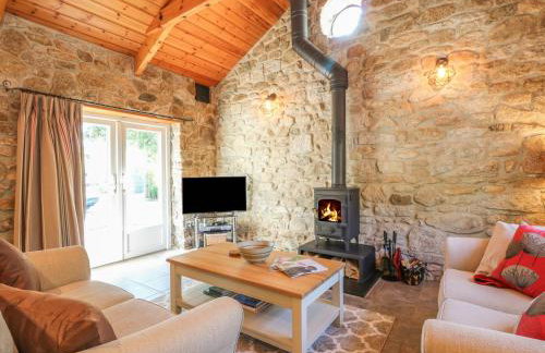 Pond Cottage - Photo 3