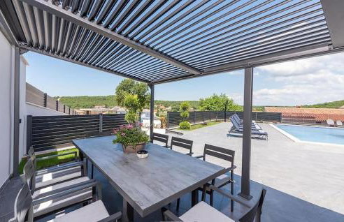 3 Bedroom Gorgeous Home In Sorici - Photo 19