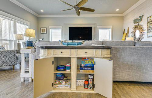 Steps to Crystal Beach Gem with Ocean-View Deck! - Foto 11