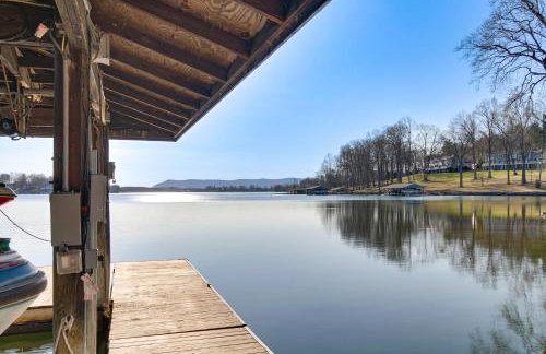 Lakefront Moneta Home with Community Dock! - Foto 24