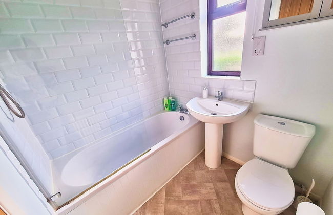 Bluebirds Cottage Light Airy 2BD Bourton - Photo 17