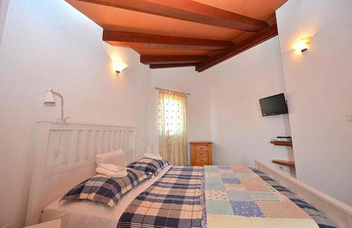 Holiday home Sverko - Photo 43