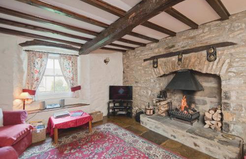 Holly Cottage - Photo 2