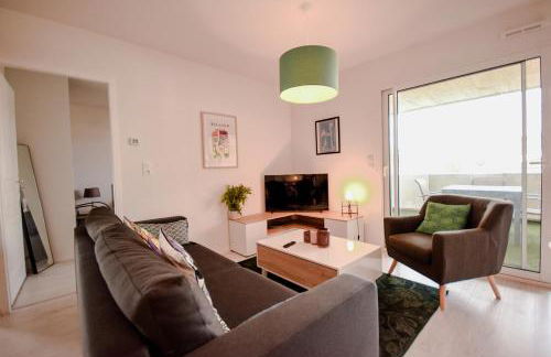 Lumimizan- Spacieux, grand balcon, wifi, lac et plage - Foto 18