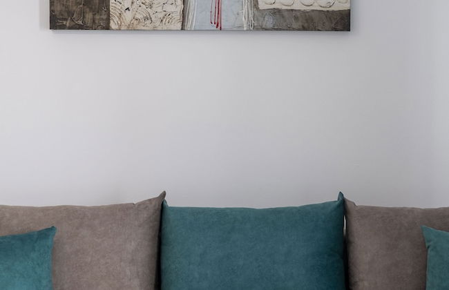 Parian Charming 3bedroom Home - Photo 27