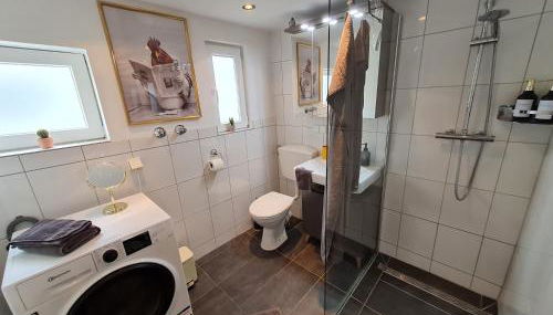 bird's nest Ferienwohnung in der Altstadt, offenes Fachwerk - Foto 5, towels, Shower