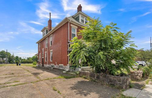 Cozy Renovated 19th Century Home, 5 Min to OSU! 3 Bedroom Home by Paula - Foto 70